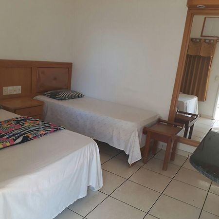 Pluma Hotel Jaru Ngoại thất bức ảnh
